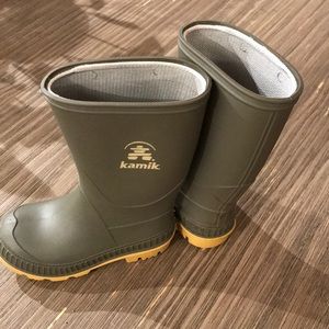 Kamik rain boots